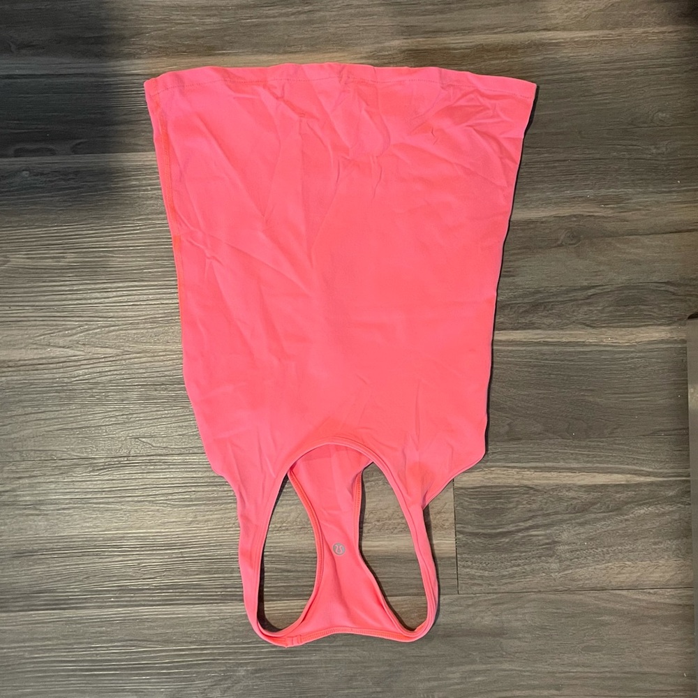 Two Lululemon tank tops